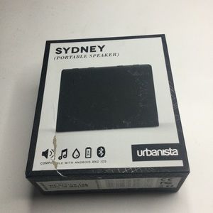 URBANISTA SYDNEY PORTABLE BLUETOOTH SPEAKER BLACK NWT